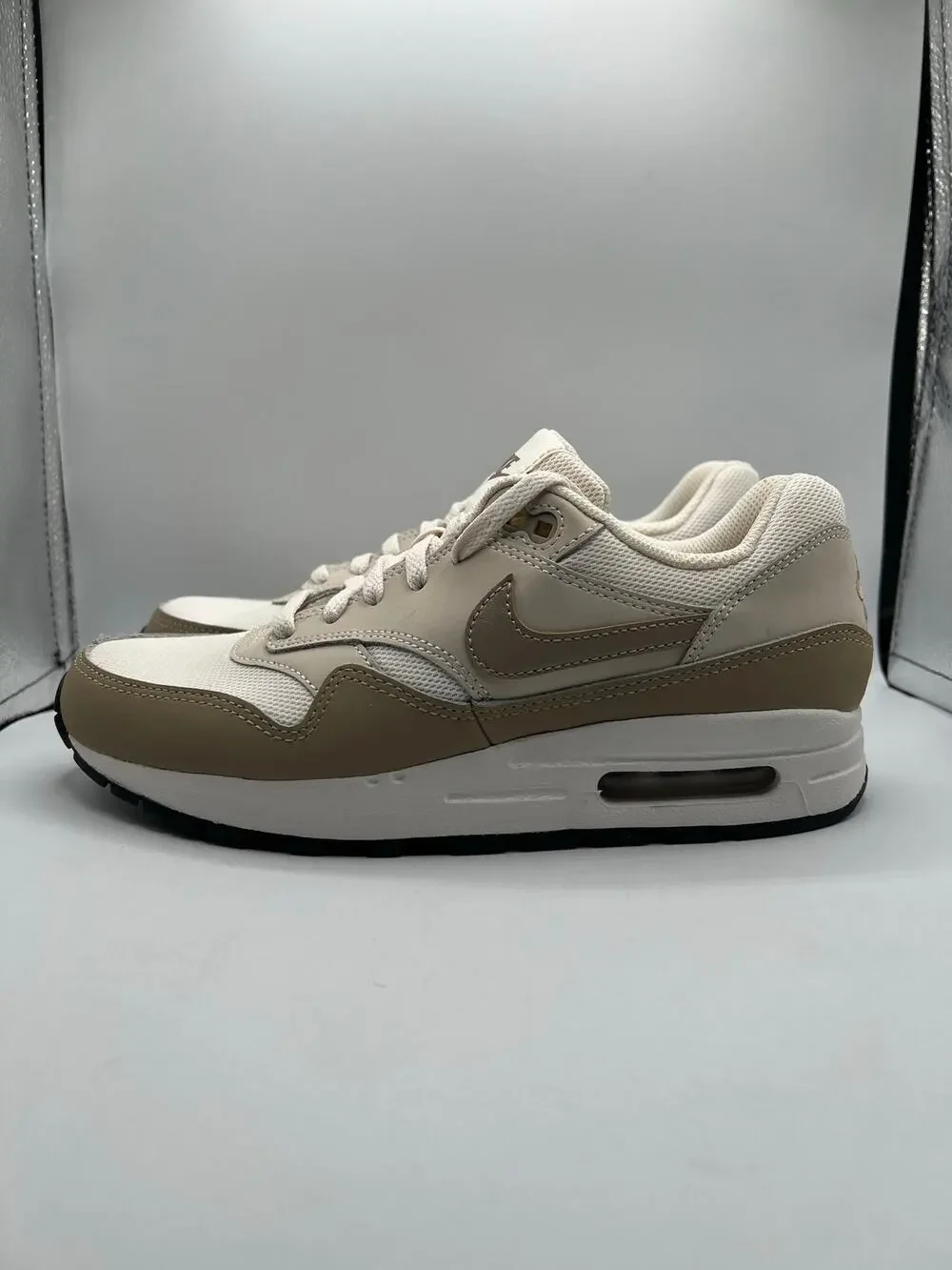 Nike Air Max 1 GS “Phantom Light Orewood Brown” size 6Y